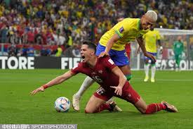 我们不仅看 我们不仅看